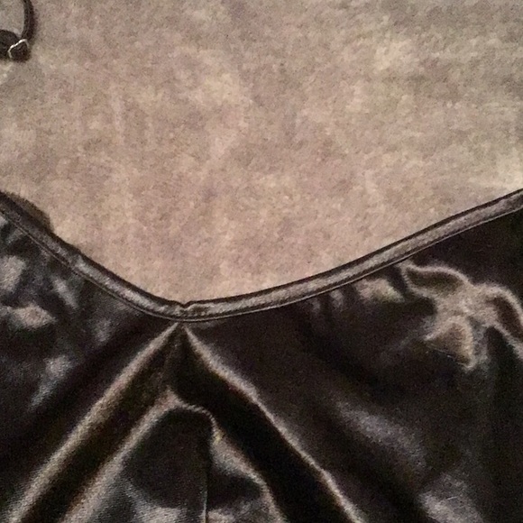 Intimate Wear - Picture 4 of 6